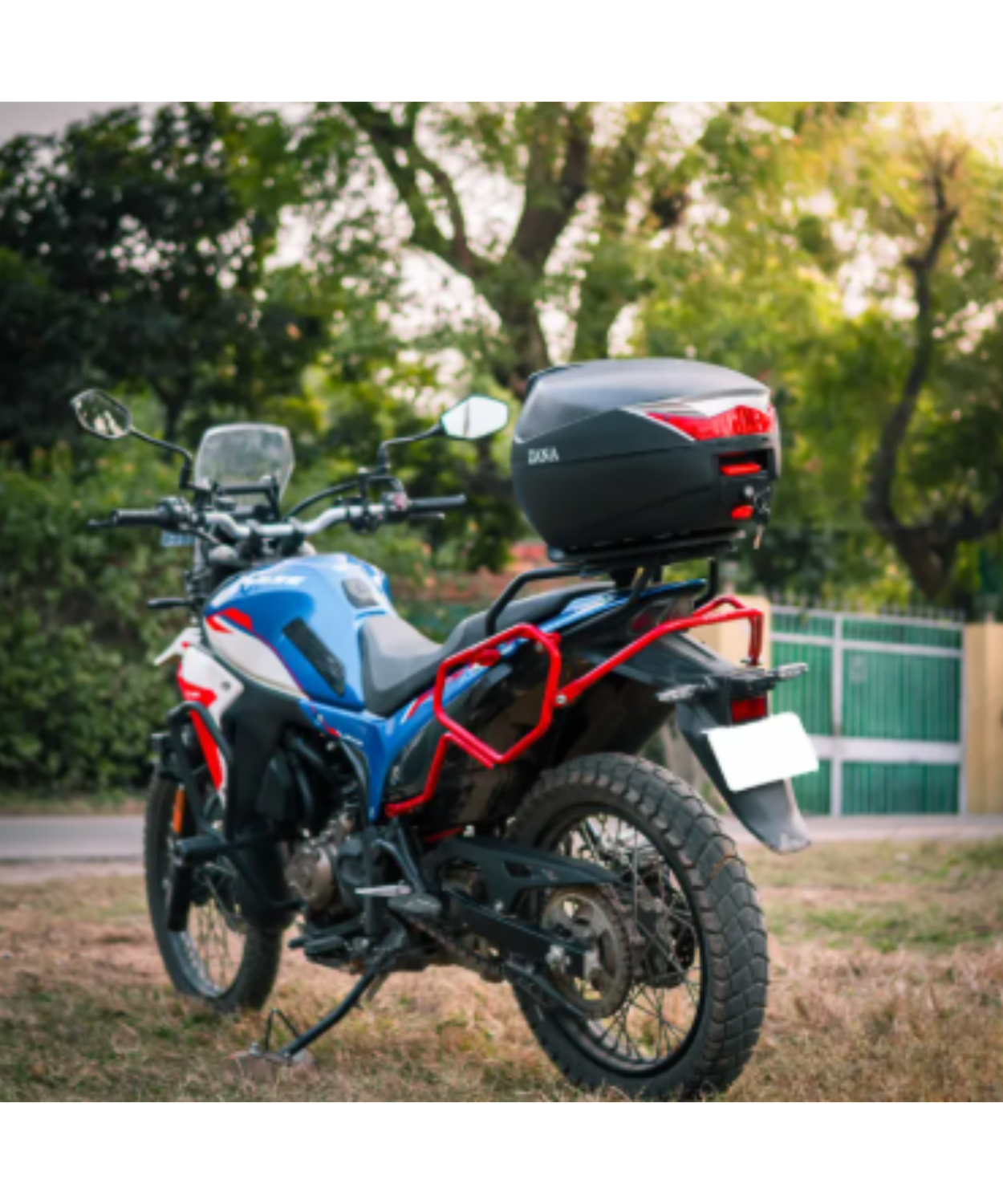 Zana Plastic Top Box 32L with Backrest - Black - ZI-TB-024