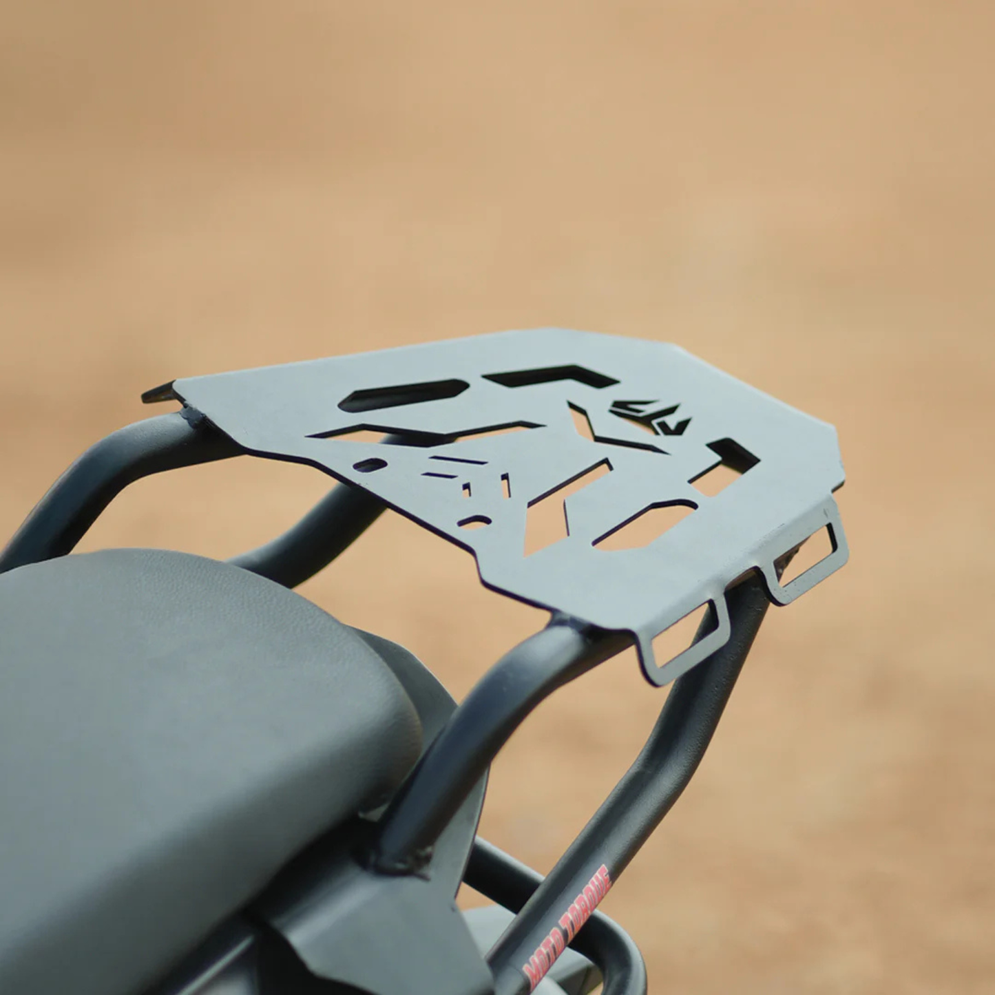Moto Torque Dominar Back Carrier Top Rack - Black