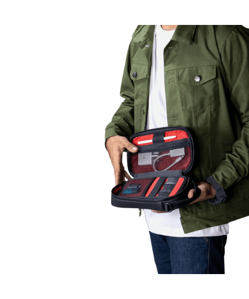 Carbonado Tech Pouch - Black