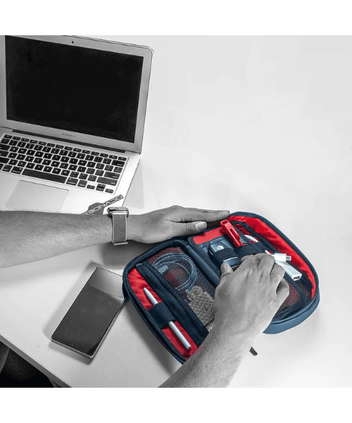 Carbonado Tech Pouch - Black