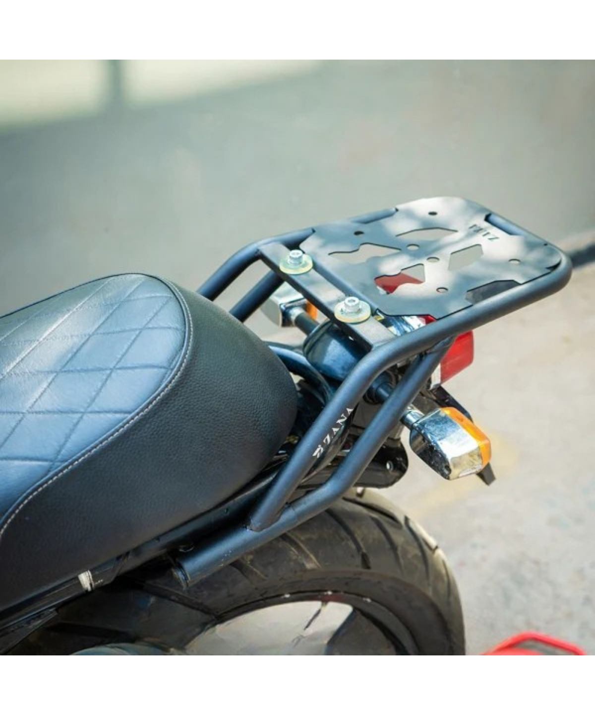 Zana Royal Enfield Interceptor 650 / Continental GT 650 Top Rack with Plate W-1 Compatible with Pillion Backrest