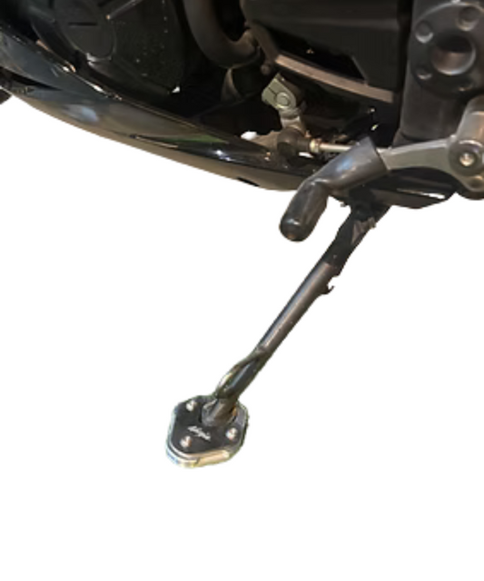 Motoverse Factory Customs Bigfoot Shoe Stand Extender for Kawasaki Ninja 300 / 400 / zx6r / Z900 / zx10r / ninja 1000sx / Ninja1100sx - Black - MB-KAWA-ZX
