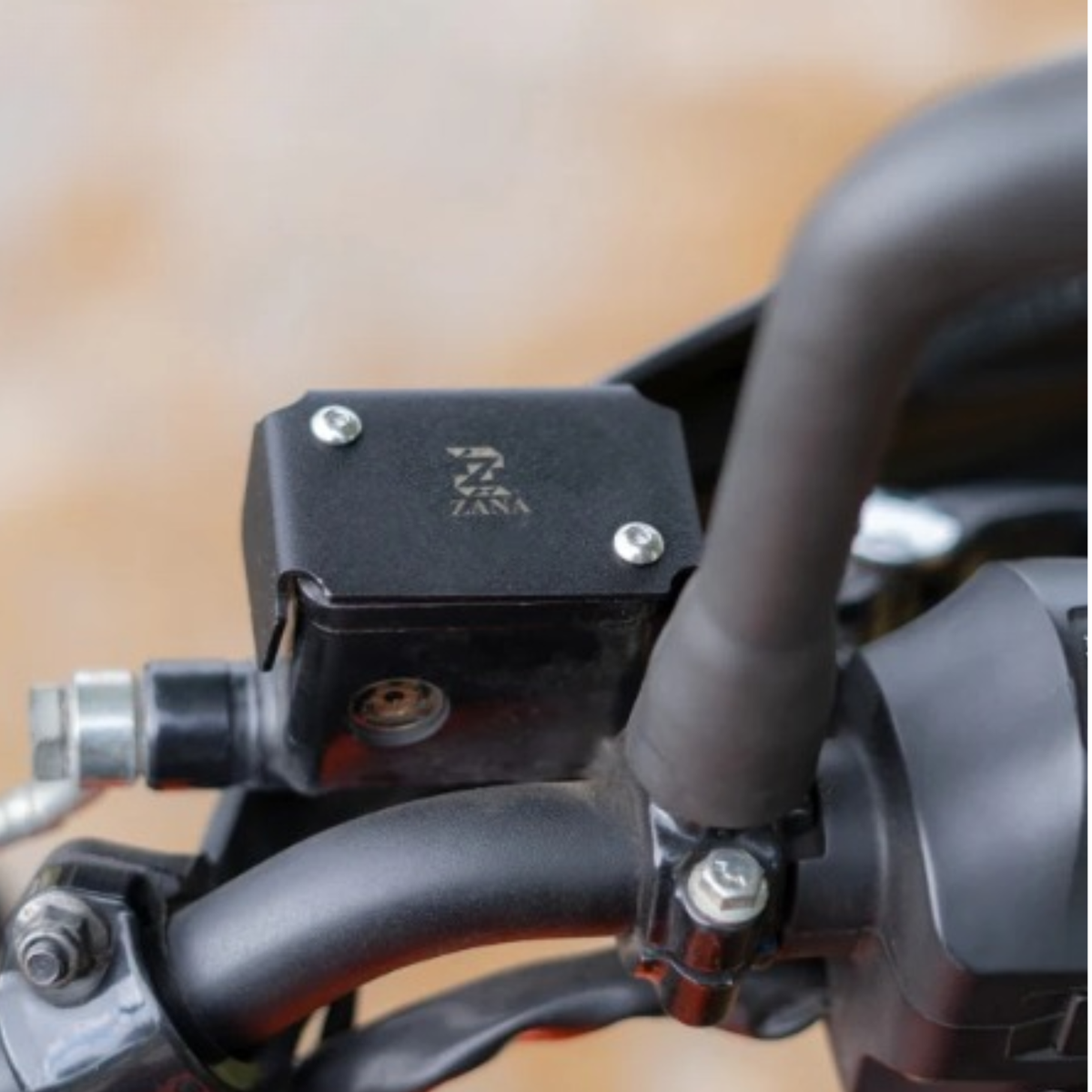 Zana KTM Duke 250 / 390 (2019-2022) Front Fluid Reservoir Cover - Black - ZI-8194 - Zana