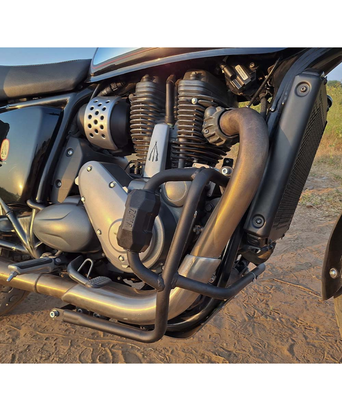 Zana BSA Goldstar 650 Mild Steel Crash Guard with Puck Slider - Black - ZI-8529 - Zana