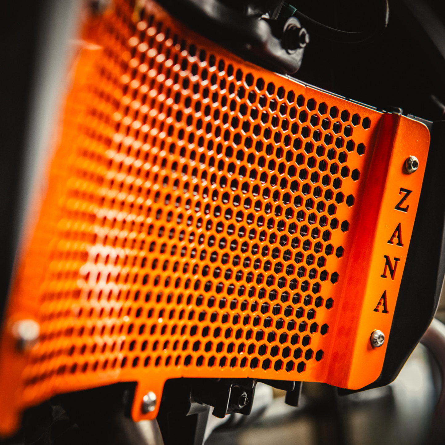 Zana KTM Enduro 390 / KTM ADV 390 (2025) Radiator Guard Honeycomb - Orange - ZI-8576