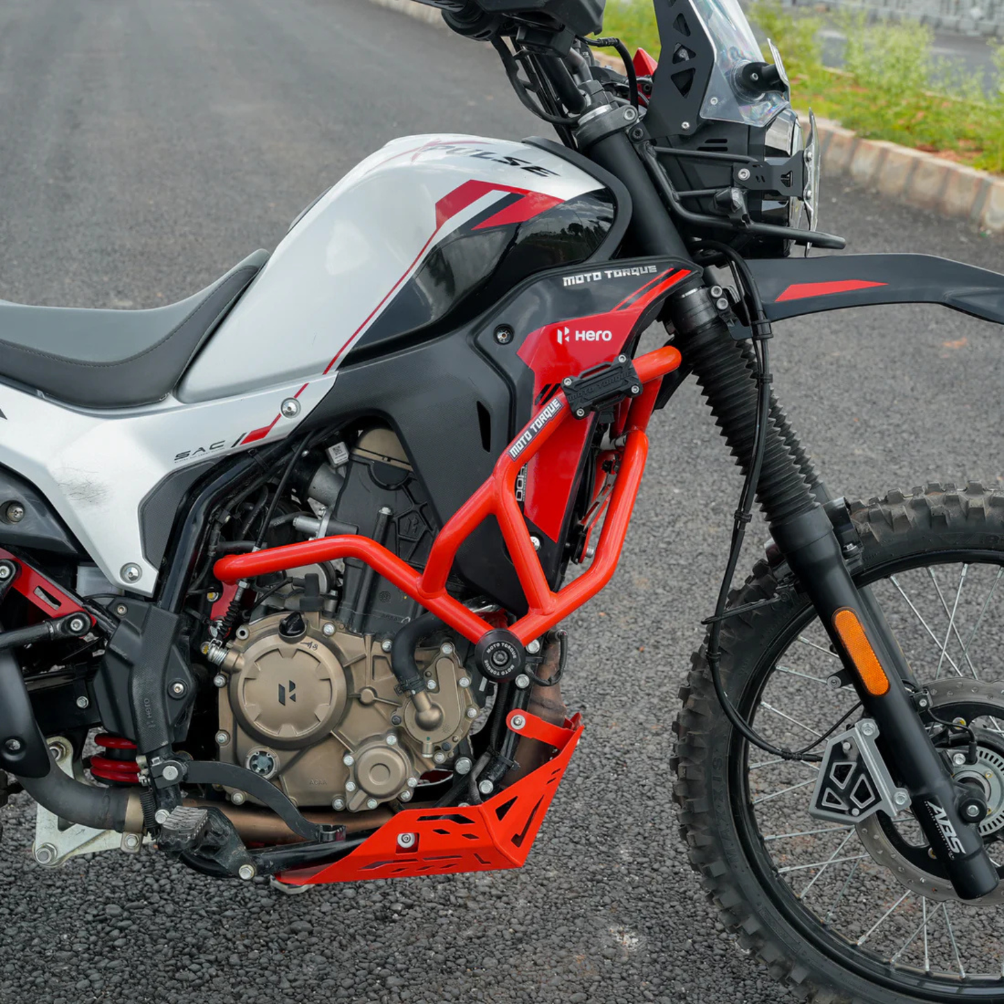 Moto Torque Xpulse 210 Titan X Crash Guard - Red