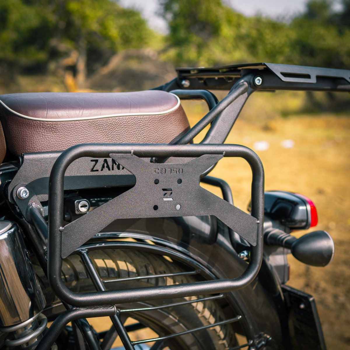 Zana Honda CB 350 (2025) Saddle Stay With Jerry Can Mount - Black - ZI-8682 - Zana