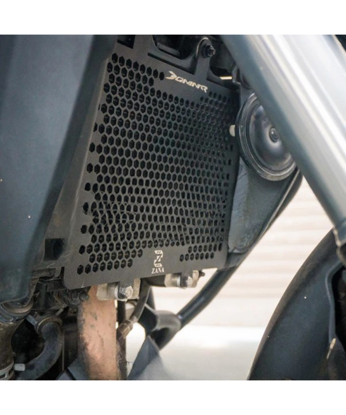 Zana Bajaj Dominar 400/250 Honeycomb Radiator Grill Premium - Matt Black - ZI-8083 - Zana