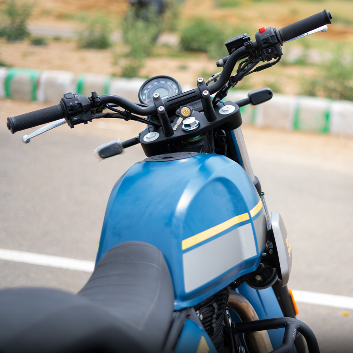 Zana Royal Enfield Himalayan / Scram 411 New Angular Aluminium Handlebar Riser - Black - ZI-8210 - Zana