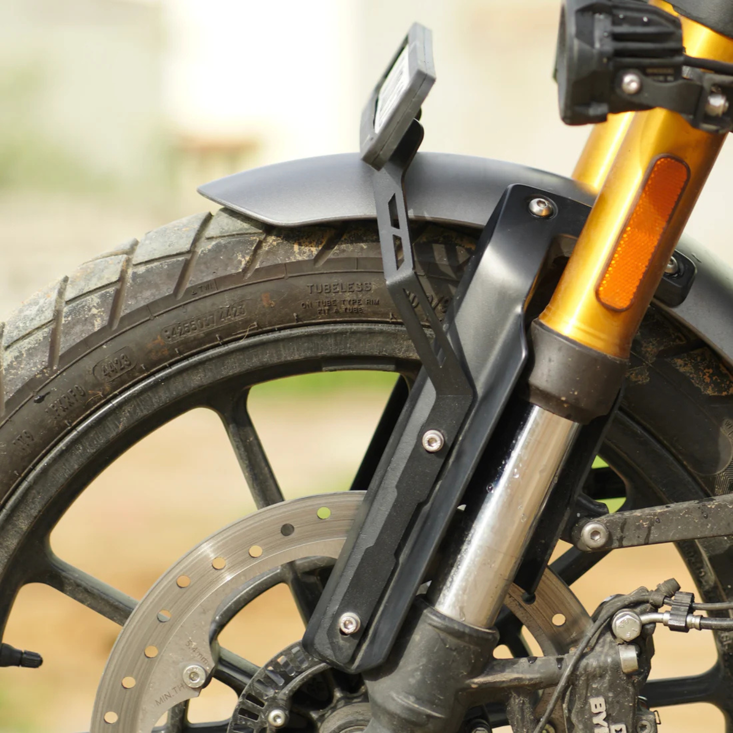 Moto Torque Triumph Scrambler 400x Number Plate Holder - Black