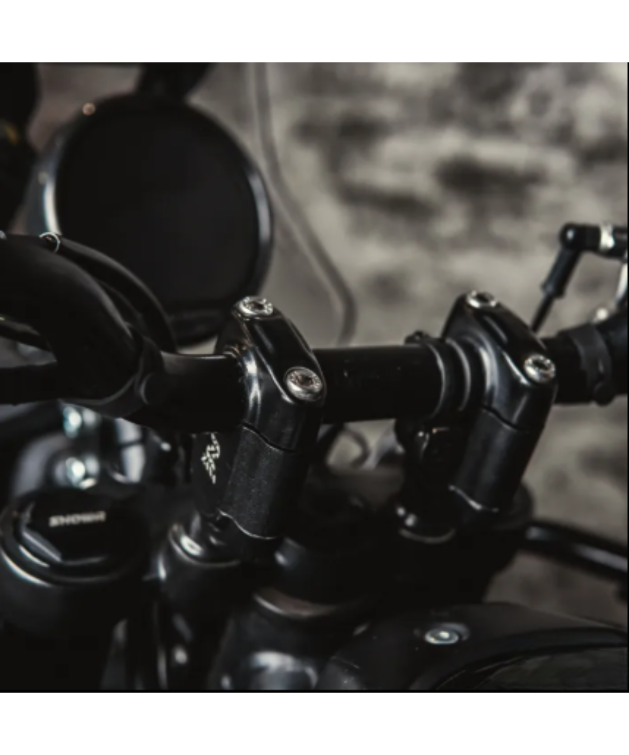 Zana Handlebar Riser for Himalayan 450 - Matt Black - ZI-8532