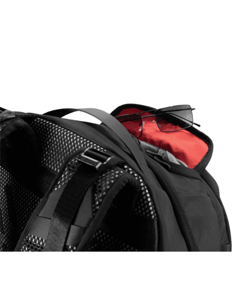 Carbonado Gaming Backpack - Red