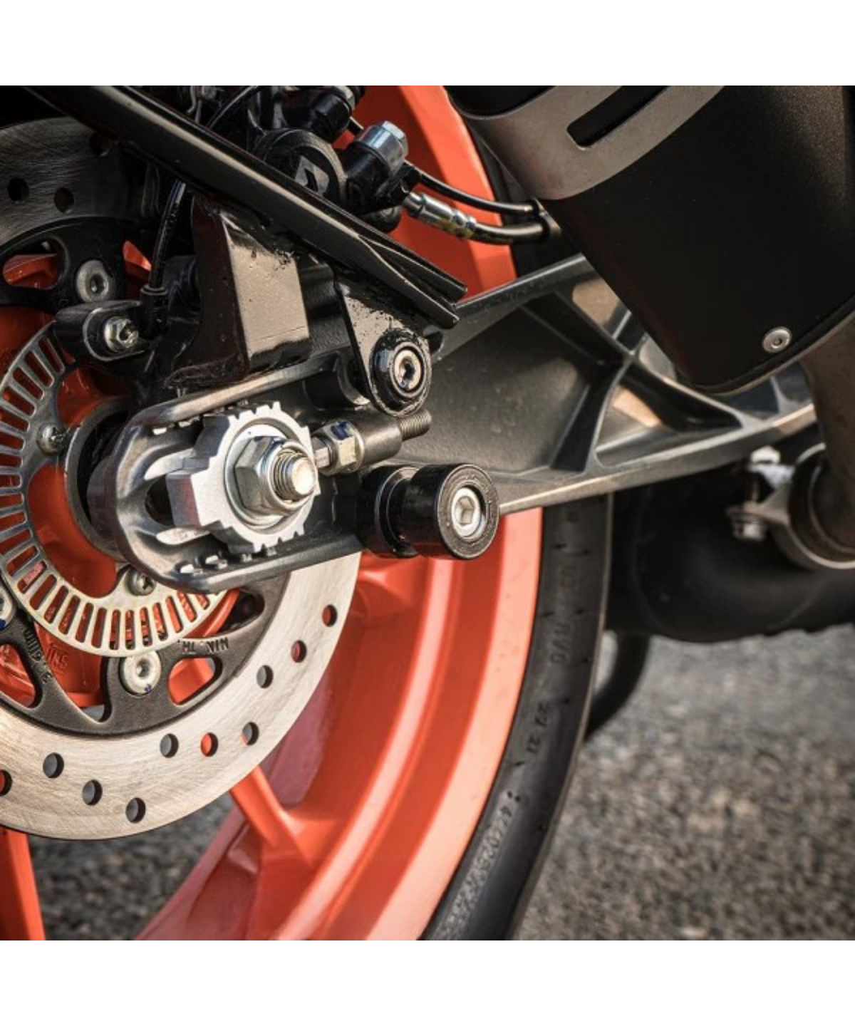 Zana KTM ADV 390 / 390 X (2025) / Duke 200 BS6 (2021)/Duke 125 BS6 (2020-2022) Rear Paddock Spools with Swing Arm