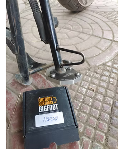 Motoverse Factory Customs Bigfoot Shoe Stand Extender for Bajaj Ns200 / Ns400 -  MB-BAJ-NS