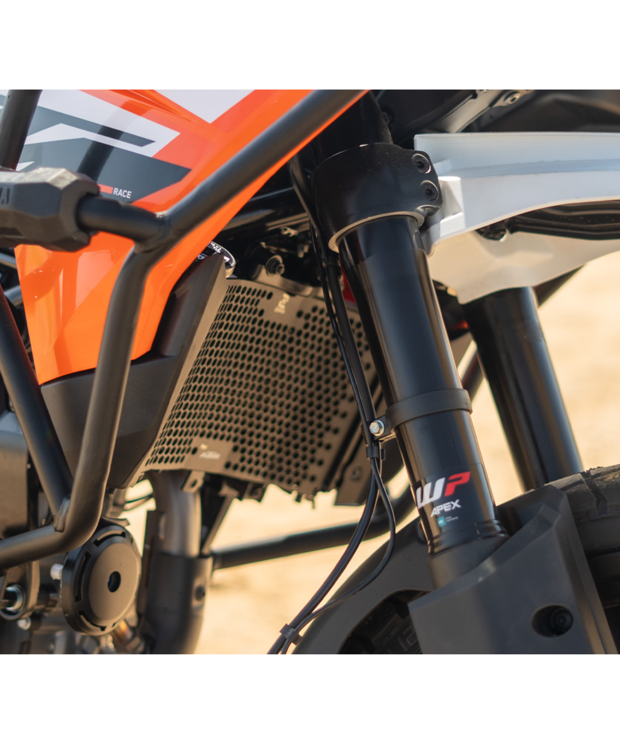 Zana Radiator Gurad Honeycomb Black for KTM ADV 390 2025 - ZI-8566