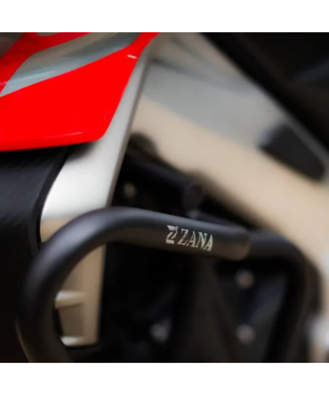 Zana Crash Guard with Slider for Pulsar NS400z - ZI-8510