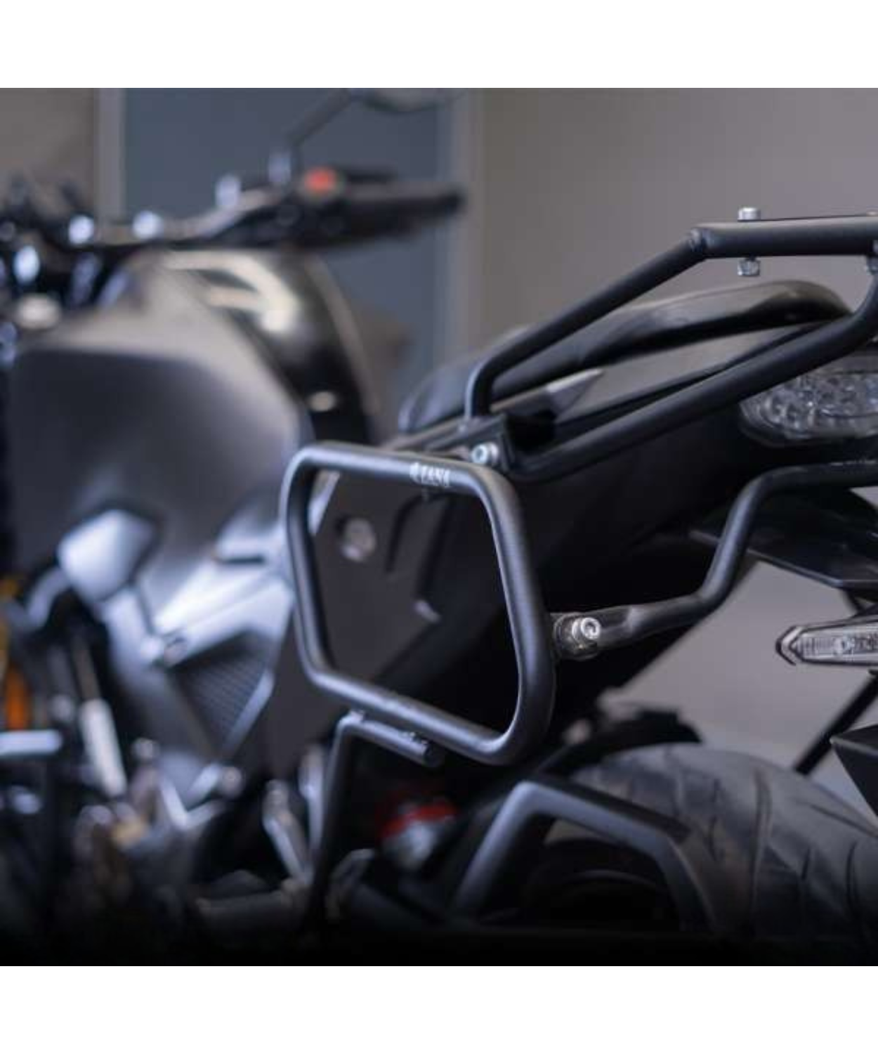 Zana Saddle Stays for Soft Bags Honda CB300F - ZI-8275