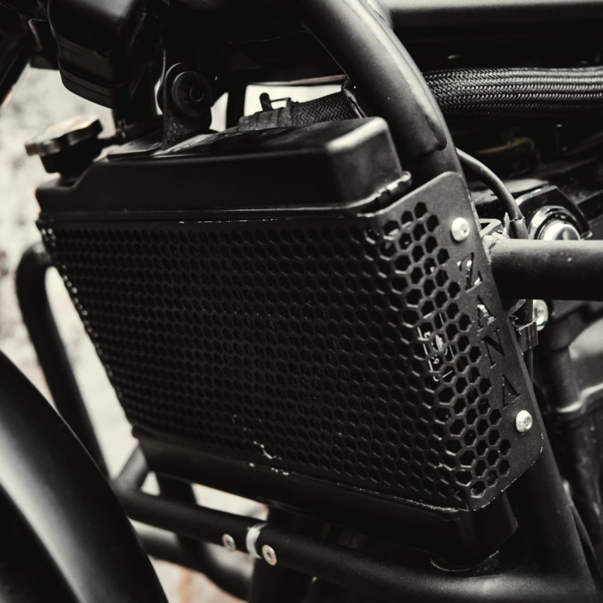 Zana Honda Rebel 500 Radiator Guard Honeycomb - Black - ZI-8627 - Zana