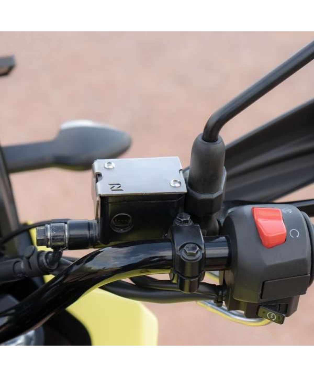 Zana Suzuki V-Strom 250 Front Fluid Reservoir Oil Cover - ZI-8231 - Zana