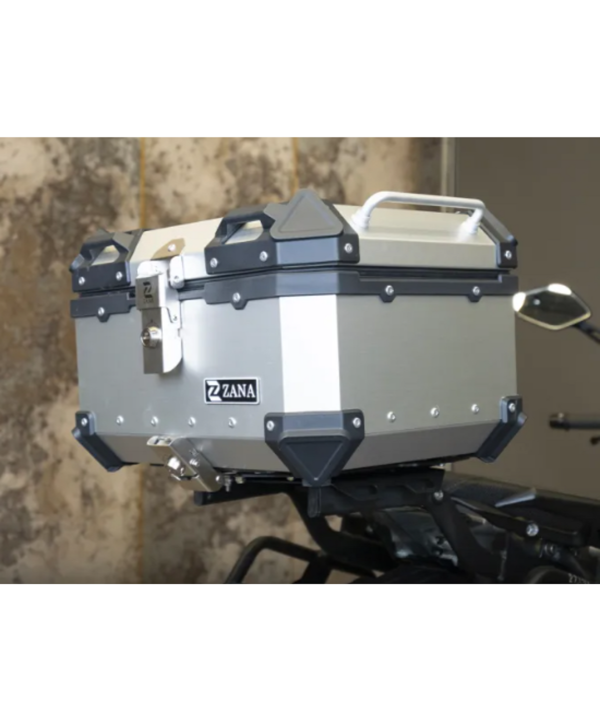 Zana Universal Aluminium L-Flat 35 L Top Box With Back Rest Cushion - Silver - ZI-TB-006 - Zana
