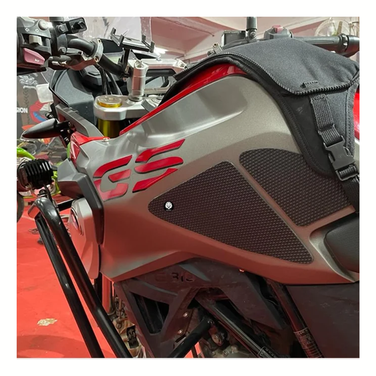 Mototrendz BMW G 310 GS Traction Pads