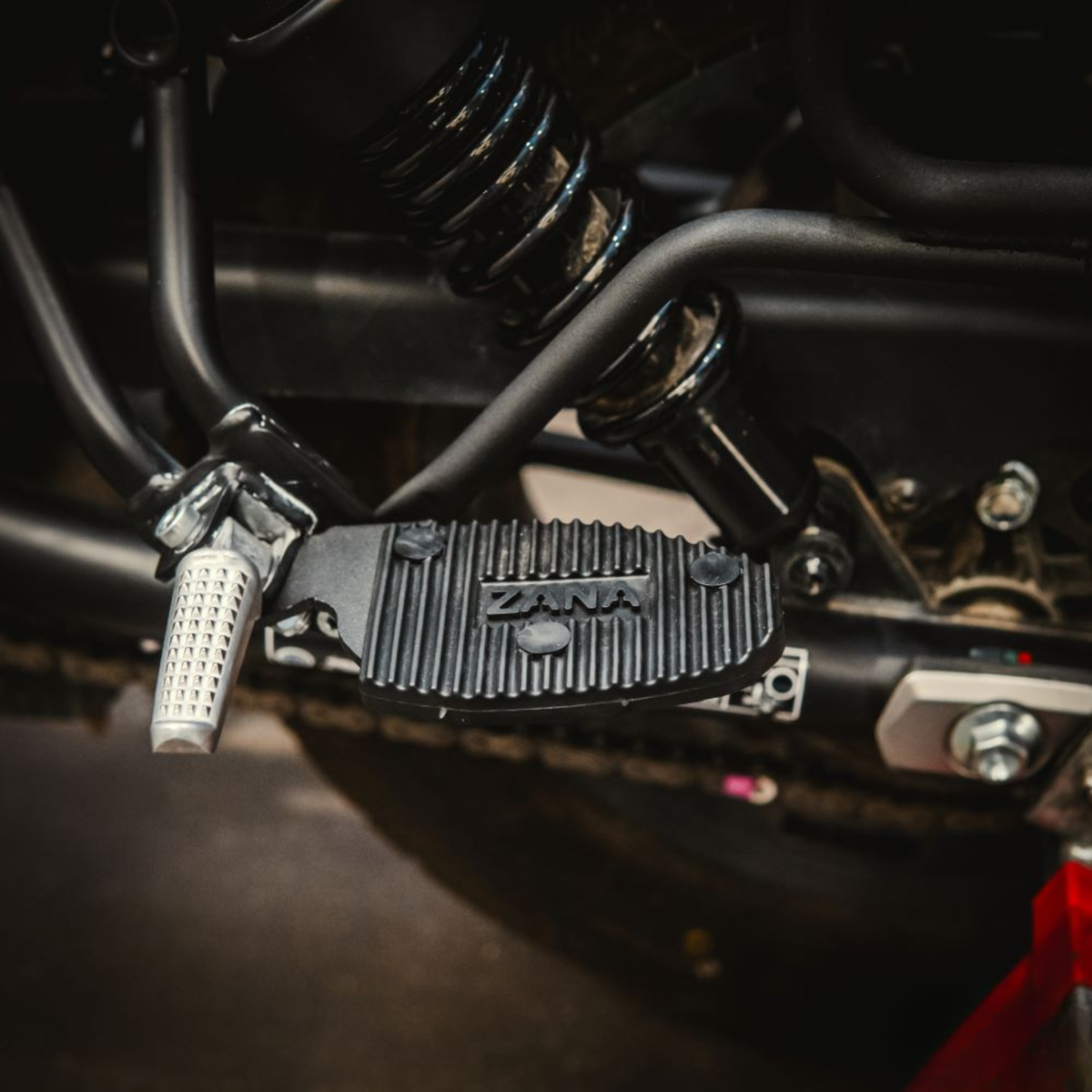 Zana Honda Rebel 500 Rear Footrest - Black - ZI-8629 - Zana