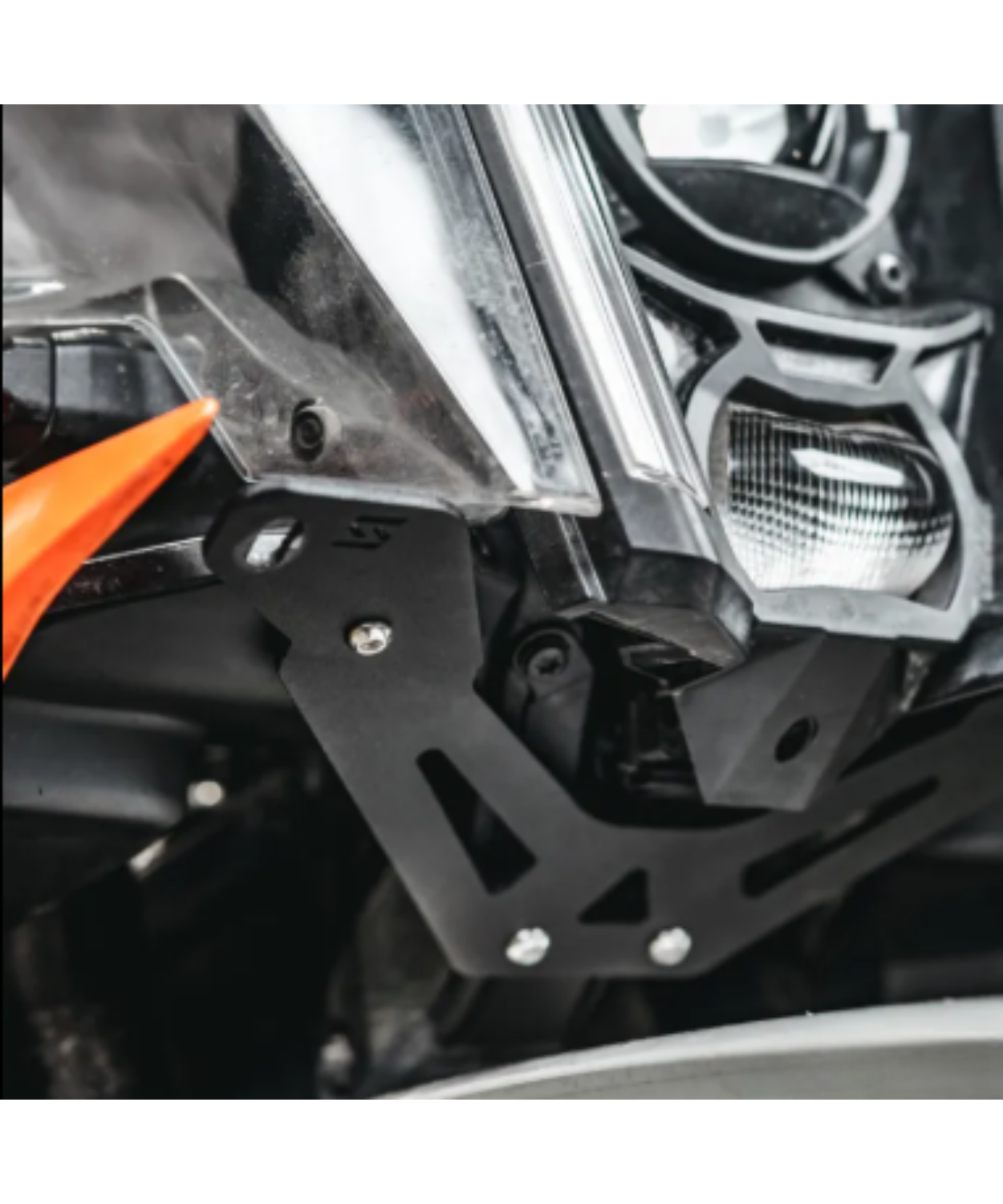 Zana DRL R40 Fog Light Mounting Kit for KTM Adventure 390 2025 - ZI-8632