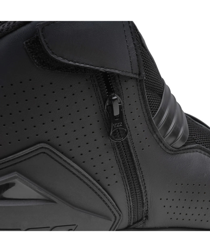 DSG GP-1 Riding Boots - Black Red